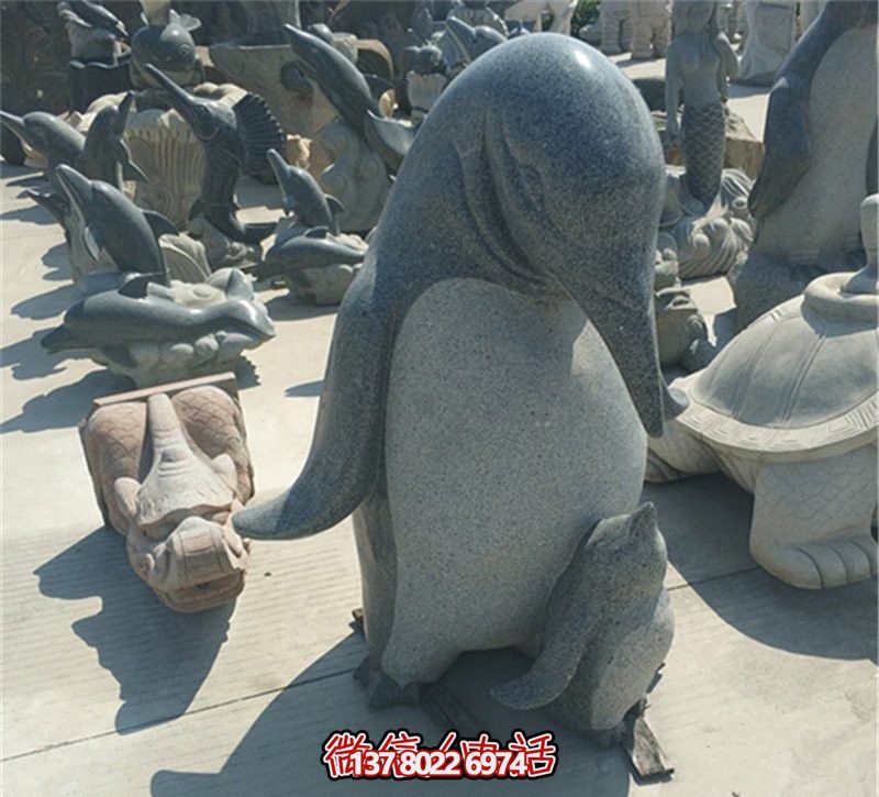 企鵝雕塑，讓公園更加精彩