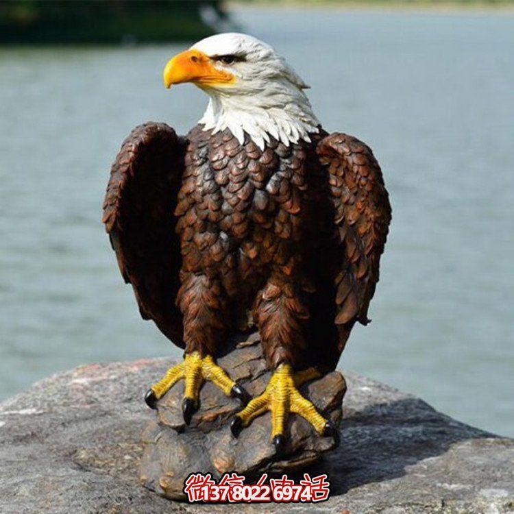 玻璃鋼老鷹雕塑擺件，點(diǎn)綴戶外花園庭院