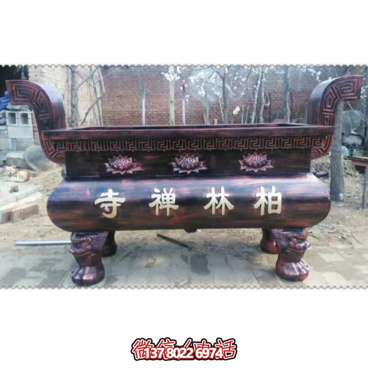 玻璃鋼大型香爐雕塑，點(diǎn)綴露天景區(qū)