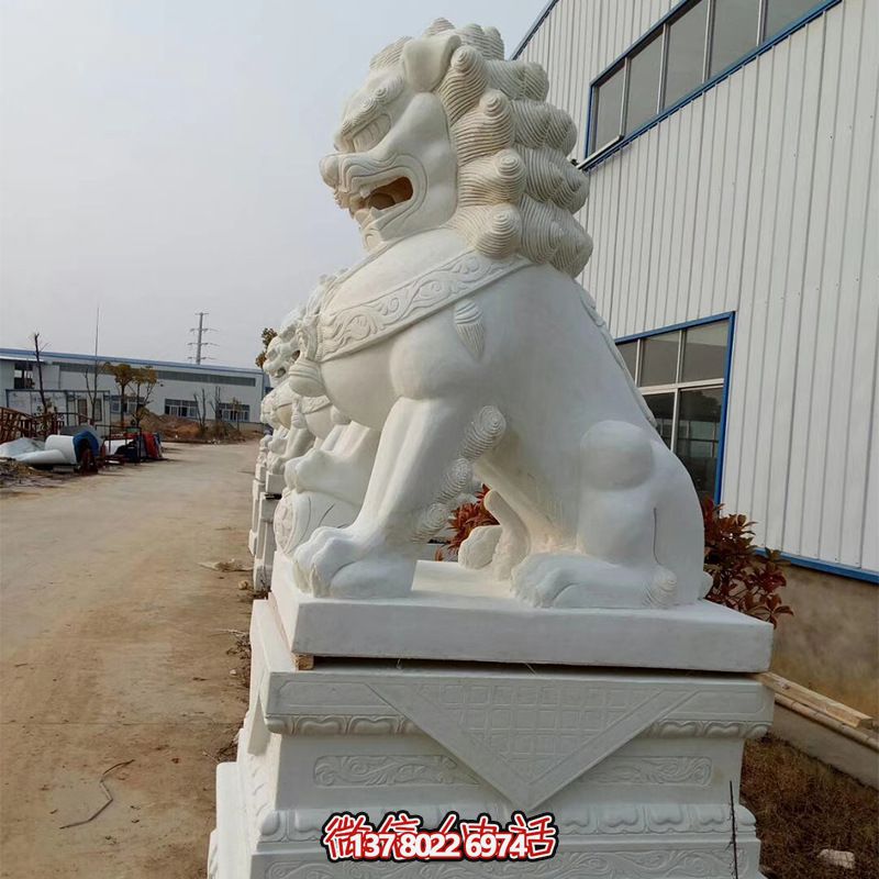 高品質(zhì)石雕麒麟雕塑，點(diǎn)綴企業(yè)公司大門(mén)口，增添鎮(zhèn)宅財(cái)運(yùn)