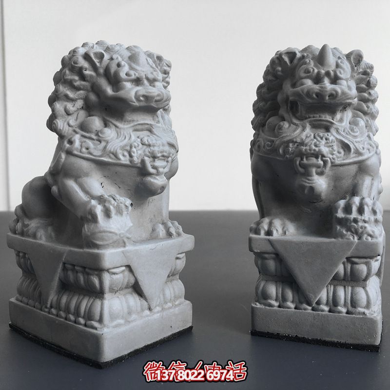 青石石雕一對看門的石獅子雕塑 青石石雕一對看門的石獅子雕塑