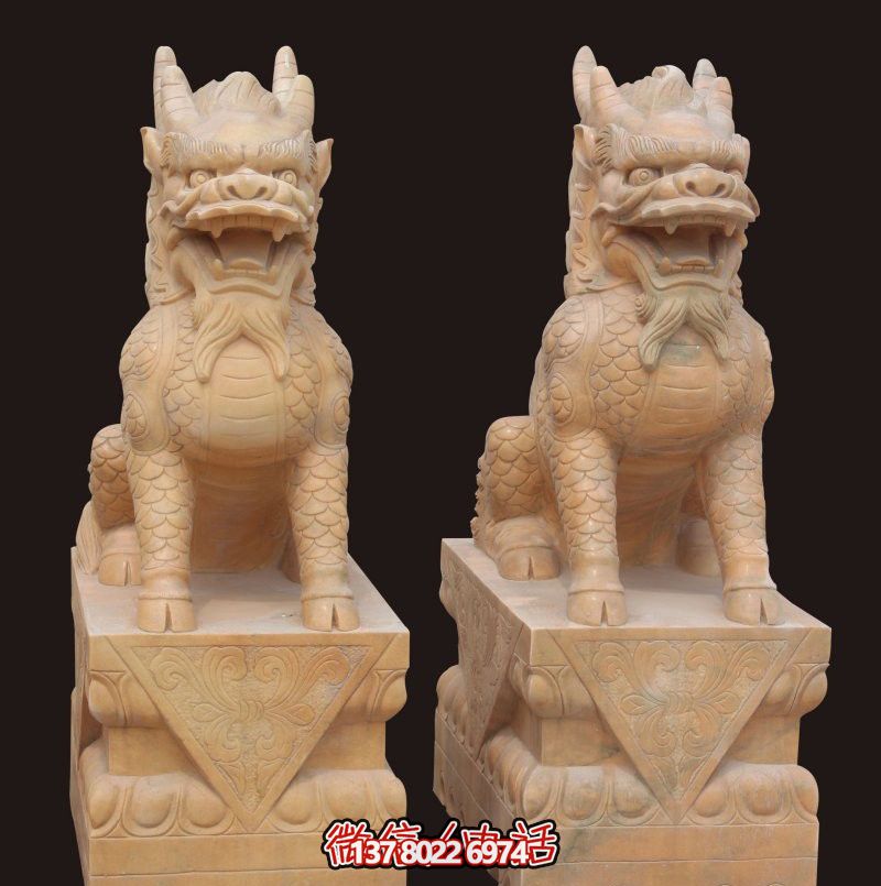 公園景區庭院晚霞紅石雕麒麟雕塑 公園景區庭院晚霞紅石雕麒麟雕塑