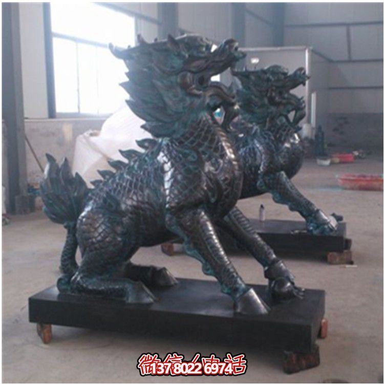 別墅門口一對大型動物景觀不銹鋼仿古做舊麒麟雕塑 別墅門口一對大型動物景觀不銹鋼仿古做舊麒麟雕塑